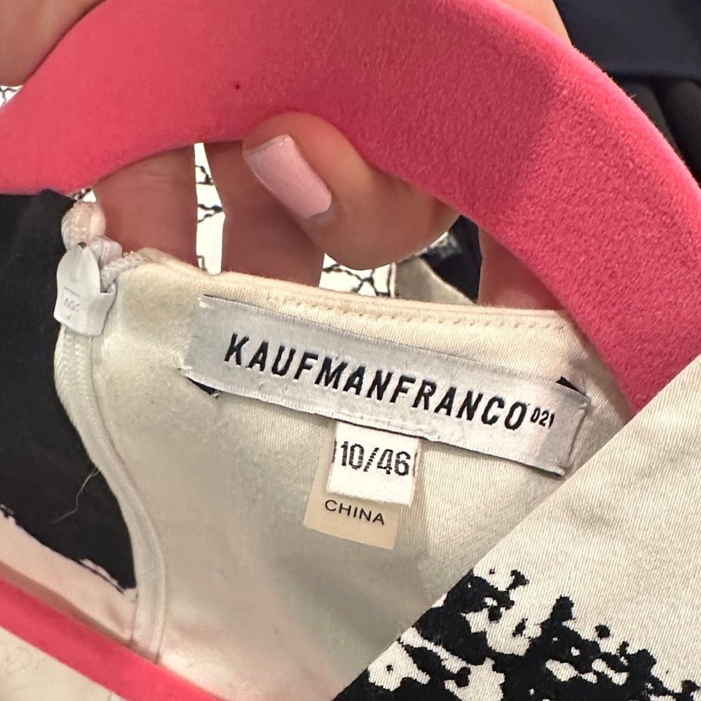 KaufmanFranco Black and White Sleeveless Dress in perfect condition - Picture 10 of 10